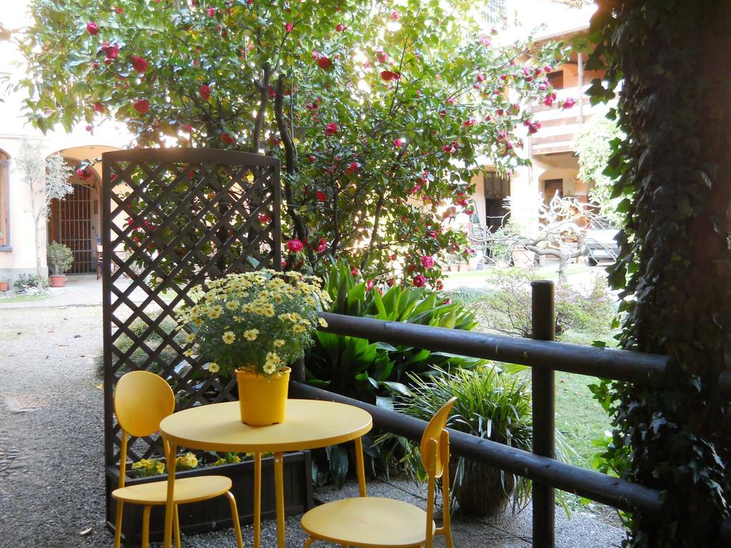 B&B Il Cortile Malpensa カゾラーテ・センピオーネ エクステリア 写真